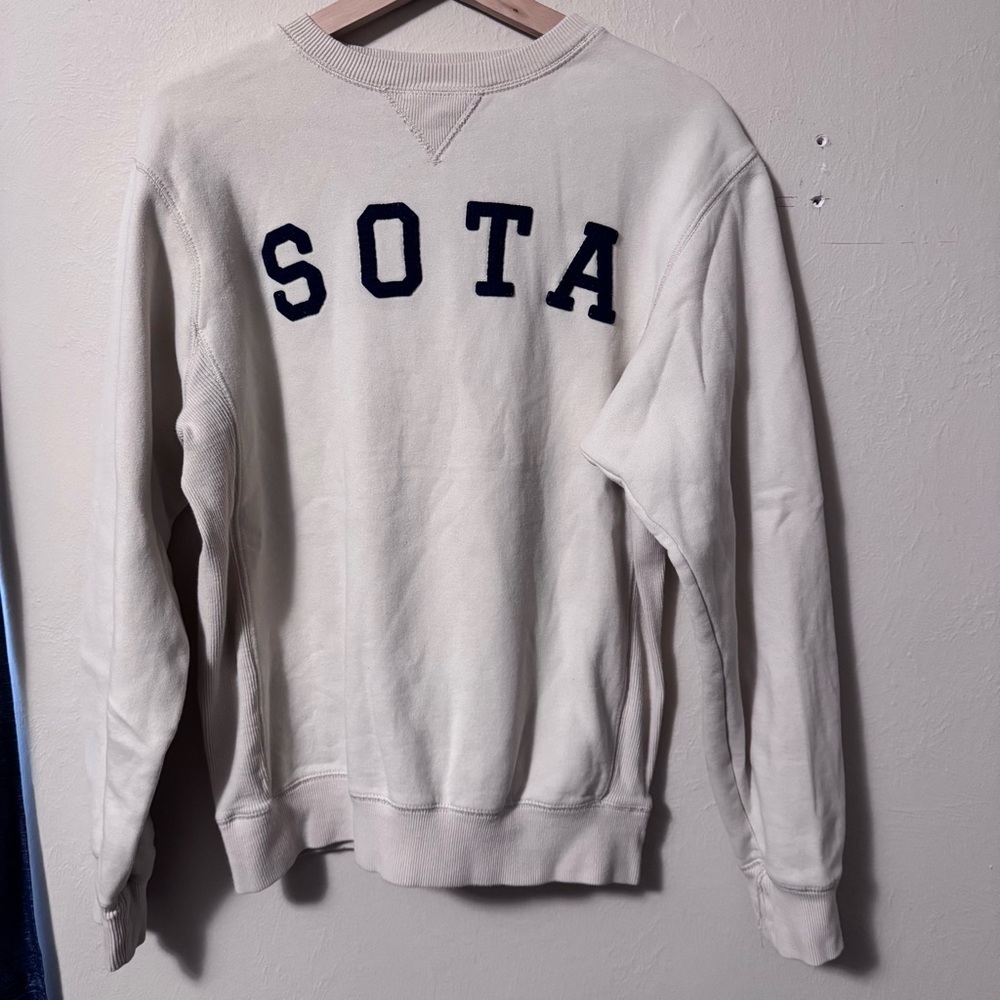Sota crew neck cream sweatshirt Size Small